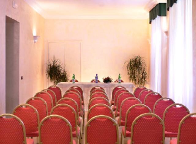 Hotel Universo Fiuggi Esterno foto