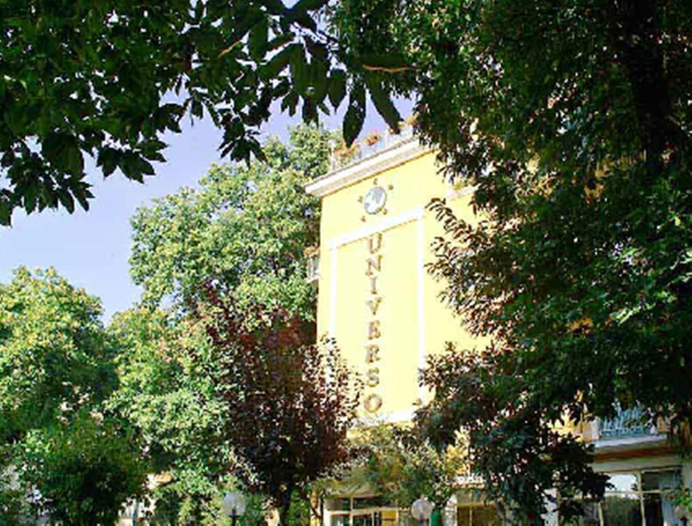 Hotel Universo Fiuggi Esterno foto